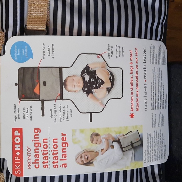 Skip*Hop Pronto changing station - Picture 2 of 6